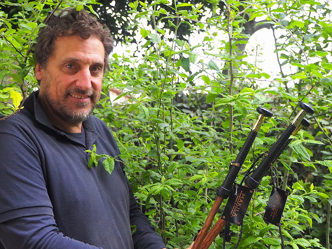 De la forêt à l’atelier, Fernando Zapirain prend le temps de façonner ses objets d’exception © AP