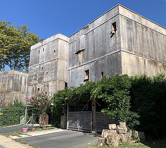 Hameau de Plantoun à Bayonne. La reconstruction sera de nouveau en ossature et bardage bois