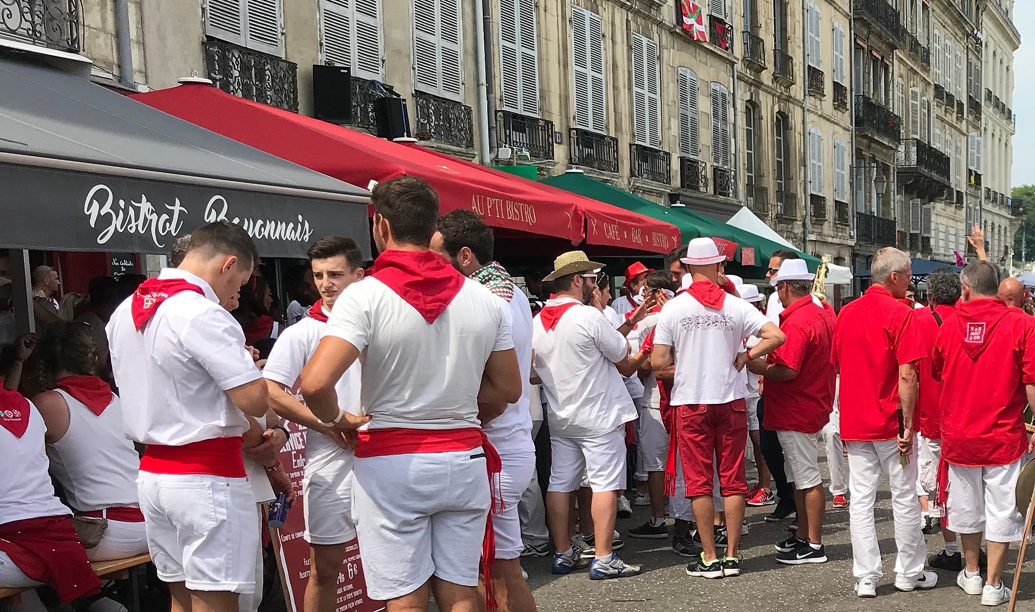 Fêtes de Bayonne 2022, 2023 et 2024 Les Petites Affiches 64