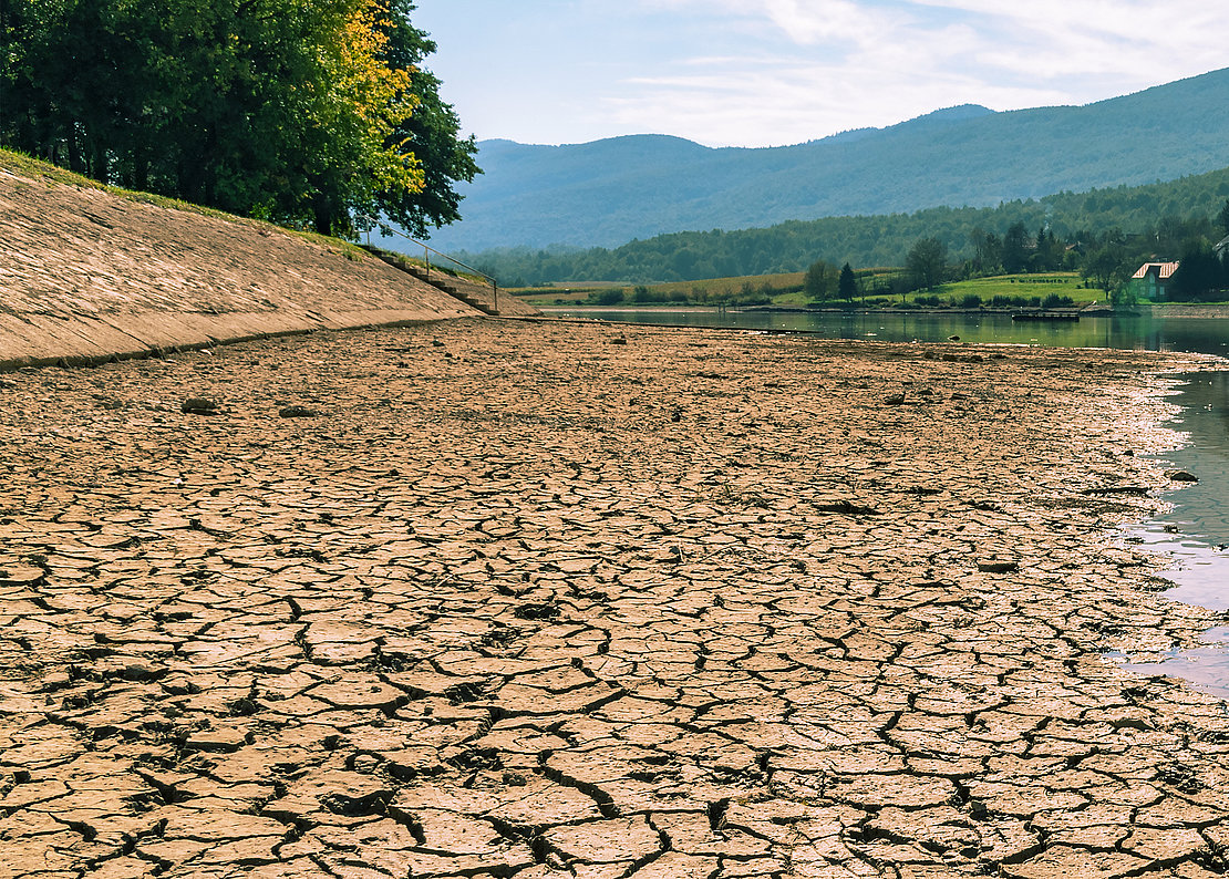 Le phénomène de Retrait-Gonflement des sols Argileux (dit « RGA ») consiste en une succession  de mouvements des sols argileux, du fait des variations de leur teneur en eau © Viktoriya - stock.adobe.com