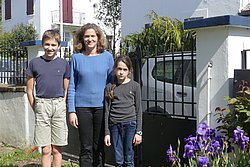 Sophie, professeur à l'IUT de Bayonne, et mère de cinq enfants, a pris les choses en main dès l'annonce du confinement @ Alexandra Delalande