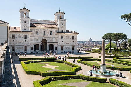 Siège de l'Académie de France à Rome depuis 1803, la Villa Médicis est un lieu voué à la formation, à la recherche et à la création - Photo © Sebastiano Luciano pour l'AFR