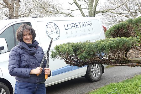 Mariana Laugier vient de créer sa société Loretarri Paysage et s'occupe déjà de plusieurs chantiers. © Alexandra Delalande