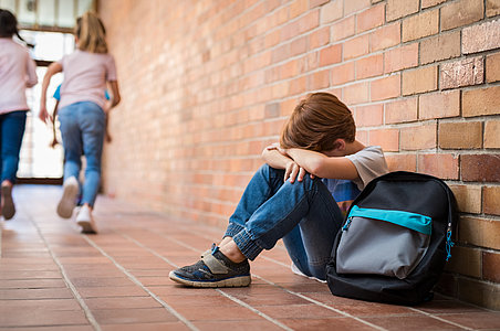 Le harcèlement touche chaque année près de 700 000 élèves, soit 1 jeune sur 10© Rido - stock.adobe.com