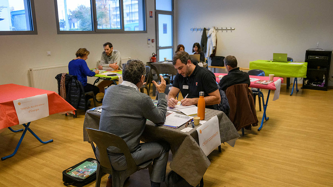 Cette année encore, le speed-meeting, qui se tiendra le 14 novembre au pôle de Laherrère, permettra aux associations de nouer un premier contact avec de potentiels partenaires (entreprises, fondations, banques…) © Jean-Michel Ducasse