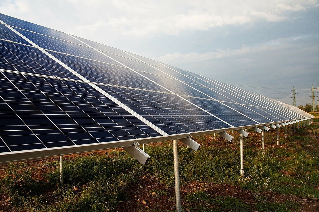 Flux Generator espère que sa ferme solaire verra le jour cette année.