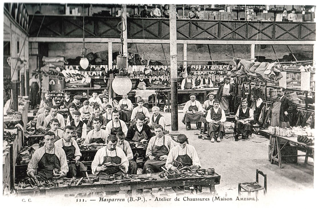 Hasparren, atelier de chaussures (maison Amespil) - Photo © Droits Réservés