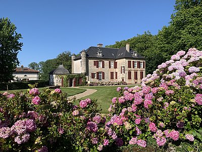 Le château se situe dans un parc de six hectares. © Yannick Revel