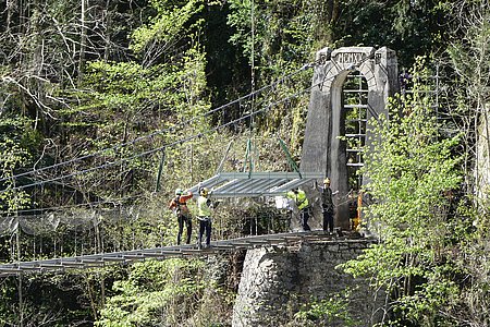 La passerelle relie les 67 mètres qui séparent le canyon d’Olhadubi à celui d'Olhado et s’élève à 150 mètres au-dessus du vide © Alexandra Delalande