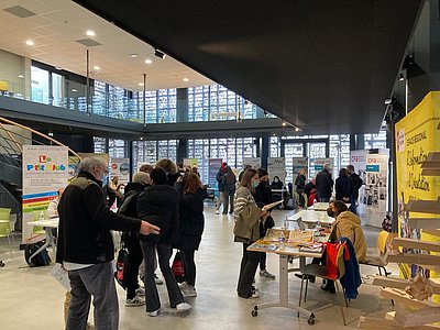 Le Salon d'Anglet a accueilli des visiteurs de tout âge, aux profils variés © MBP