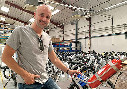 Pierre Forté nous dévoile le système qui sera caché dans le vélo Pragma 3ème génération © YR