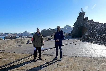Michel Laborde, adjoint au maire délégué aux travaux et à l'aménagement du littoral et Mickaël Sans, technicien en charge des travaux sur le littoral.