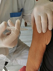 de nombreuses pharmacies assistent depuis le 13 octobre à une ruée sur les vaccins contre la grippe