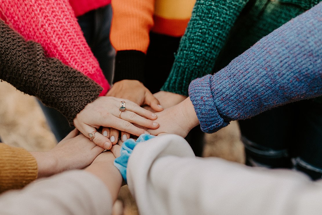 La solidarité et la sensibilisation à Bayonne pour lutter contre les violences faites aux femmes