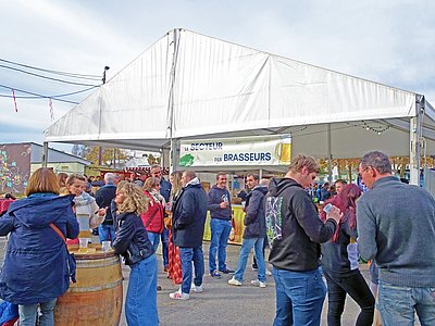 La première fête de la Bière à Salies-de-Béarn a attiré près de 2 000 personnes - Photo © JP