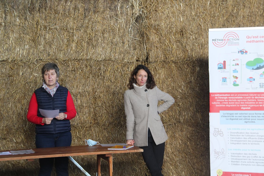 Isabelle Nogaro et Clara Beaumont De Souza, respectivement vice-présidente et chargée de mission de la Communauté des Communes de Seignanx travaillent depuis plusieurs mois au projet de méthanisation au sein de leur territoire - Photo © FB