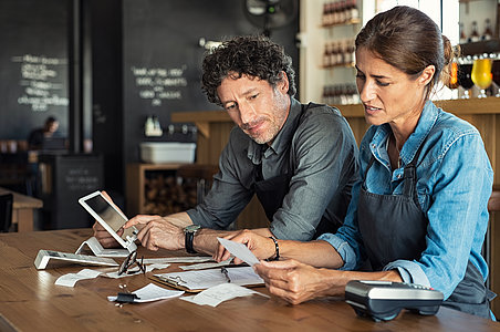 Grâce au nouveau statut d’Entrepreneur Individuel à Responsabilité Limitée (EIRL), toute personne physique qui exerce une ou plusieurs activités professionnelles indépendantes bénéficie automatiquement de la protection de son patrimoine personnel © Rido - stock.adobe.com