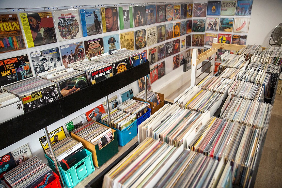 À Biarritz comme à Pau, les boutiques Jet Records regorgent de trésors rares.