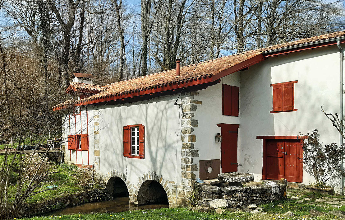 Moulin à eau Pagosuneko Eihera à Irissarry © LPA