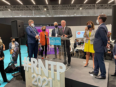 Louis Nègre, président du Gart, JL Moudenc, maire de Toulouse, Carole Delga, présidente des Régions de France, JB Djebbari, ministre des Transports 